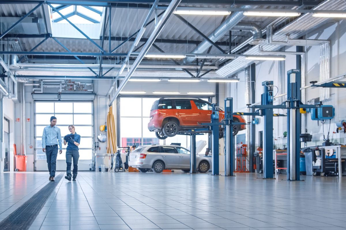 kontrollert bilverksted